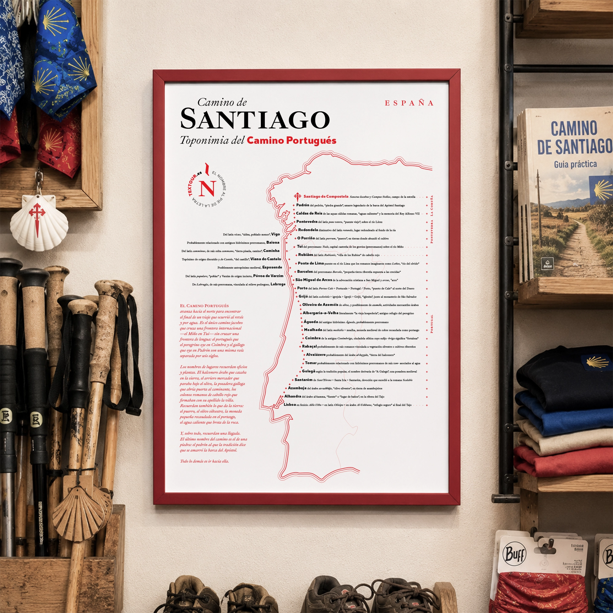 Mapa CamiNomen en una tienda de equipo para el Camino